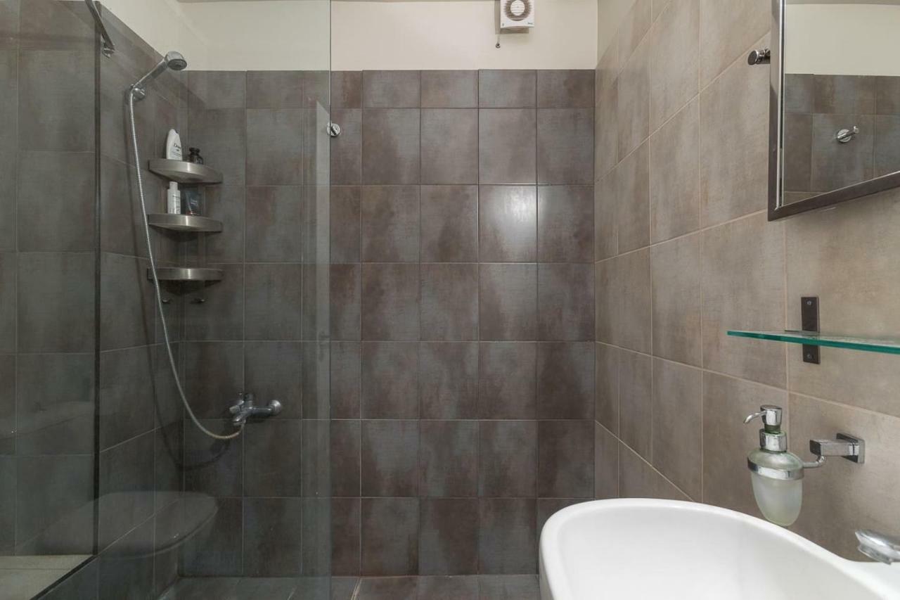 Spacious & Modern Flat In Heart Of 雅典 外观 照片